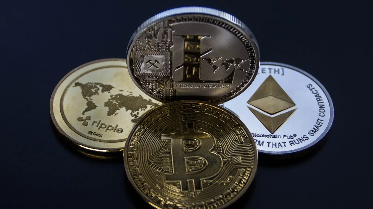 Bitcoin Breaks 15K